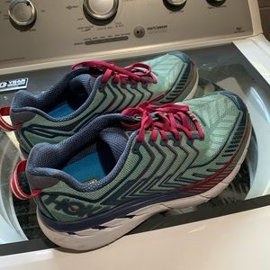 Hoka Clifton 4 wide